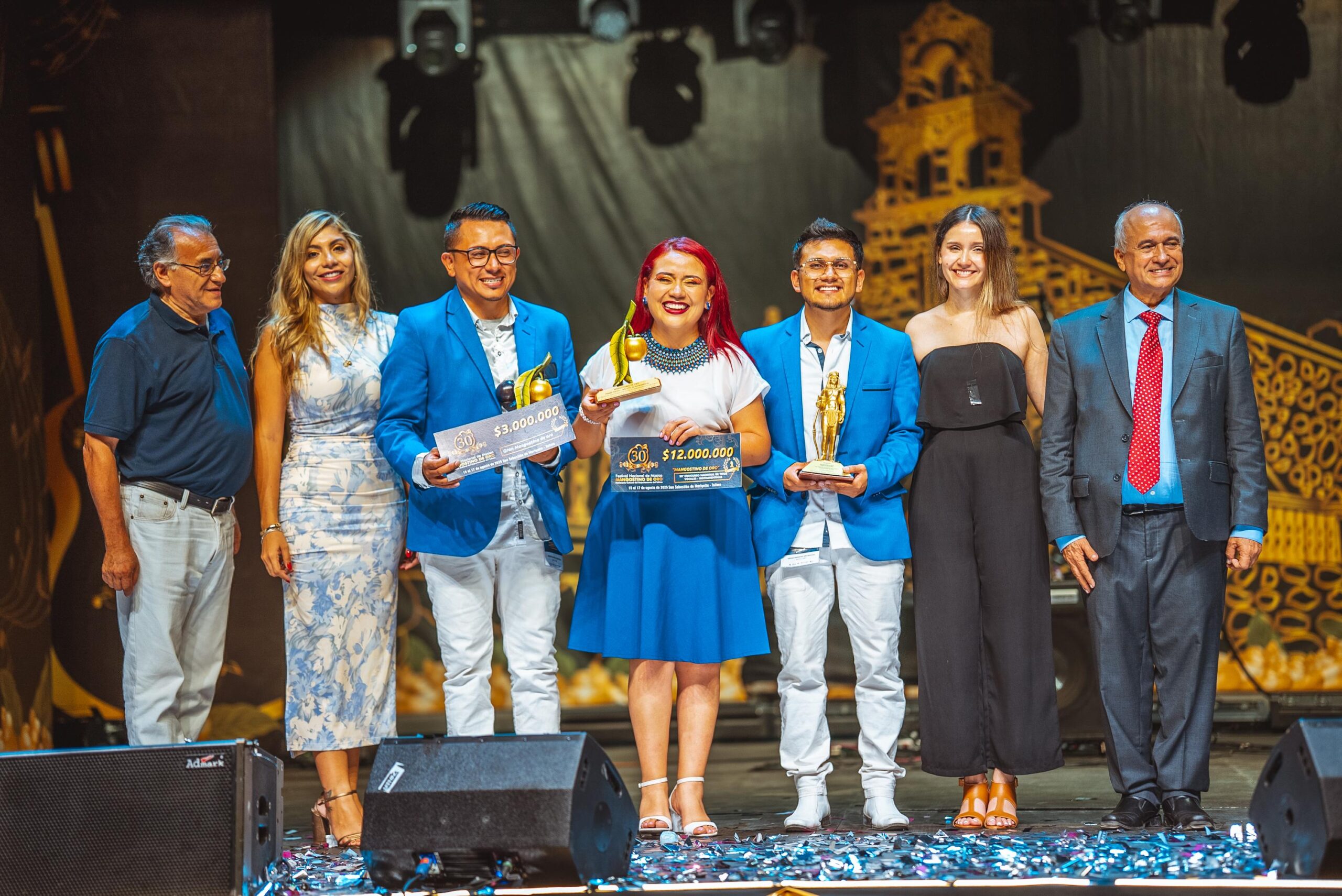 CON UNA EDICIÓN MEMORABLE EL FESTIVAL NACIONAL DE MÚSICA MANGOSTINO DE ORO CELEBRÓ SUS 30 AÑOS